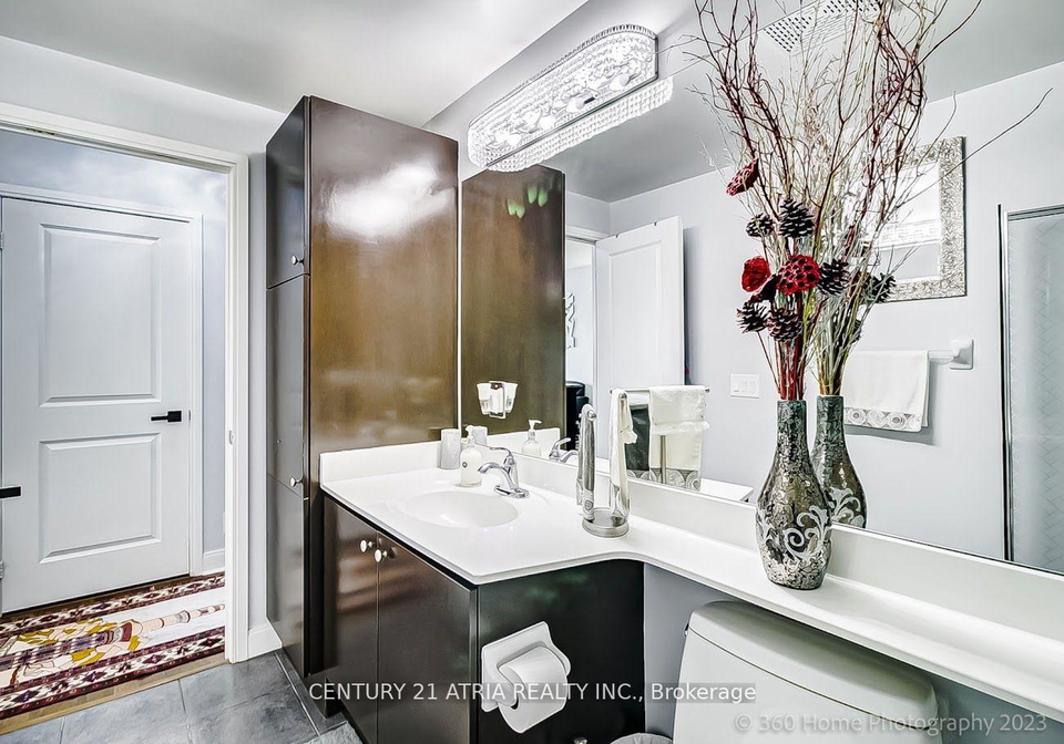 60-absolute-avenue-mississauga-ontario-w12731936