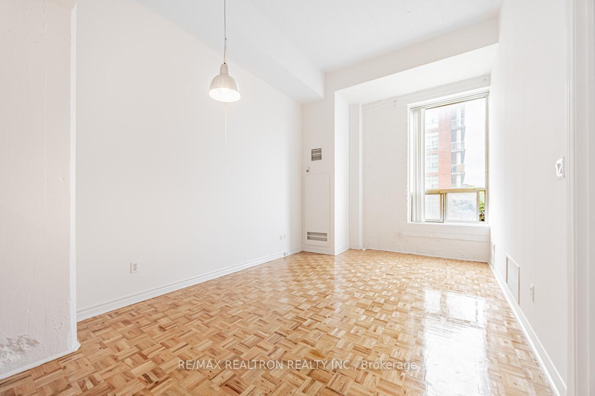 1401-dupont-street-toronto-ontario-w12732446
