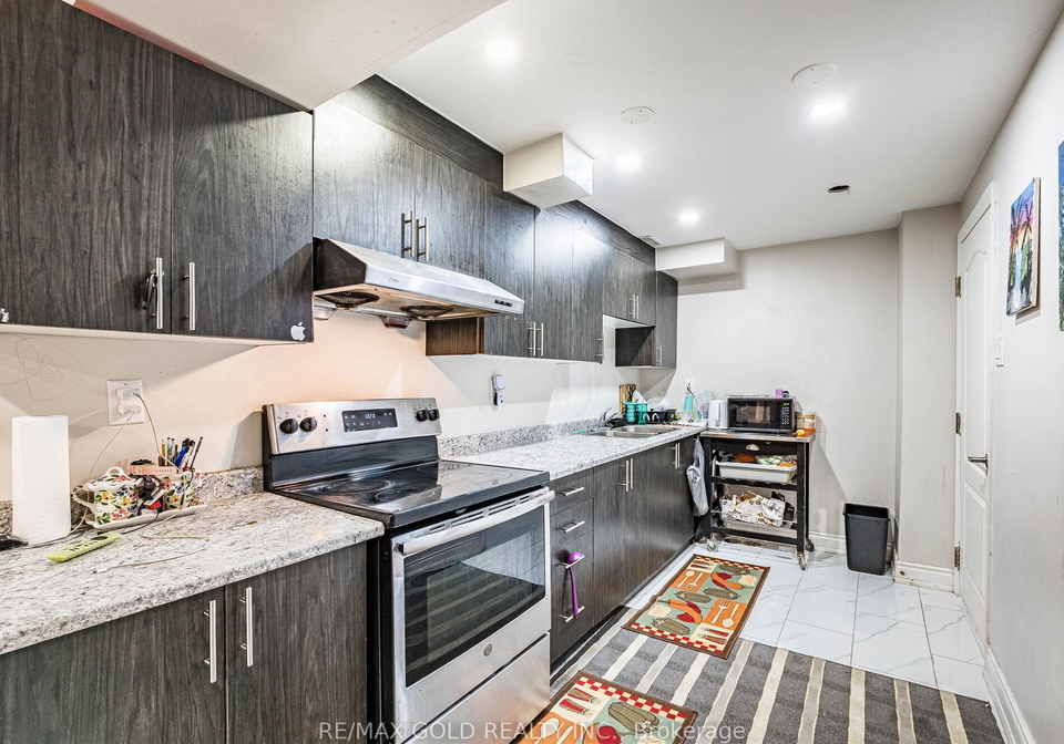 6-feeder-street-brampton-ontario-w12732662
