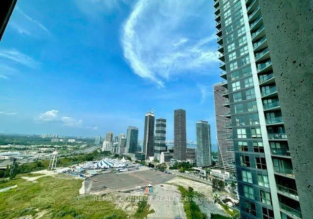 36-park-lawn-road-etobicoke-ontario-w12732744