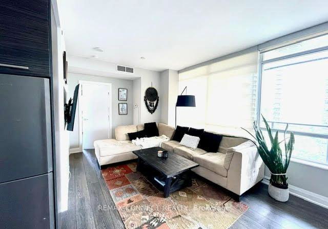 36-park-lawn-road-etobicoke-ontario-w12732744