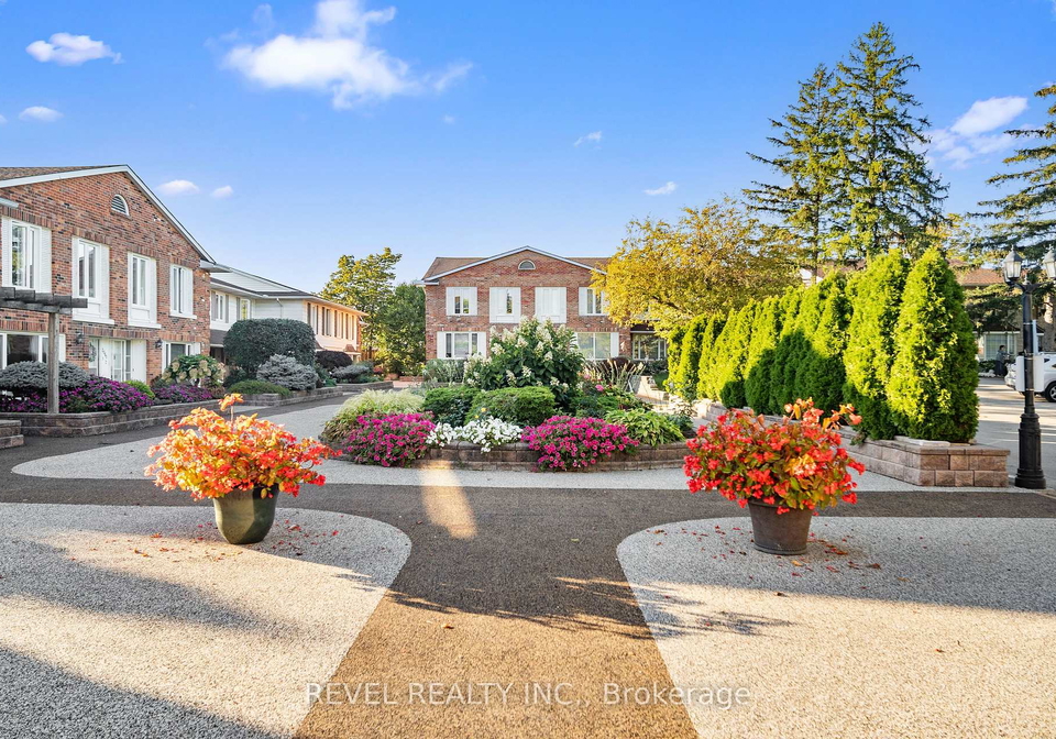 2058-brant-street-burlington-ontario-w12733692