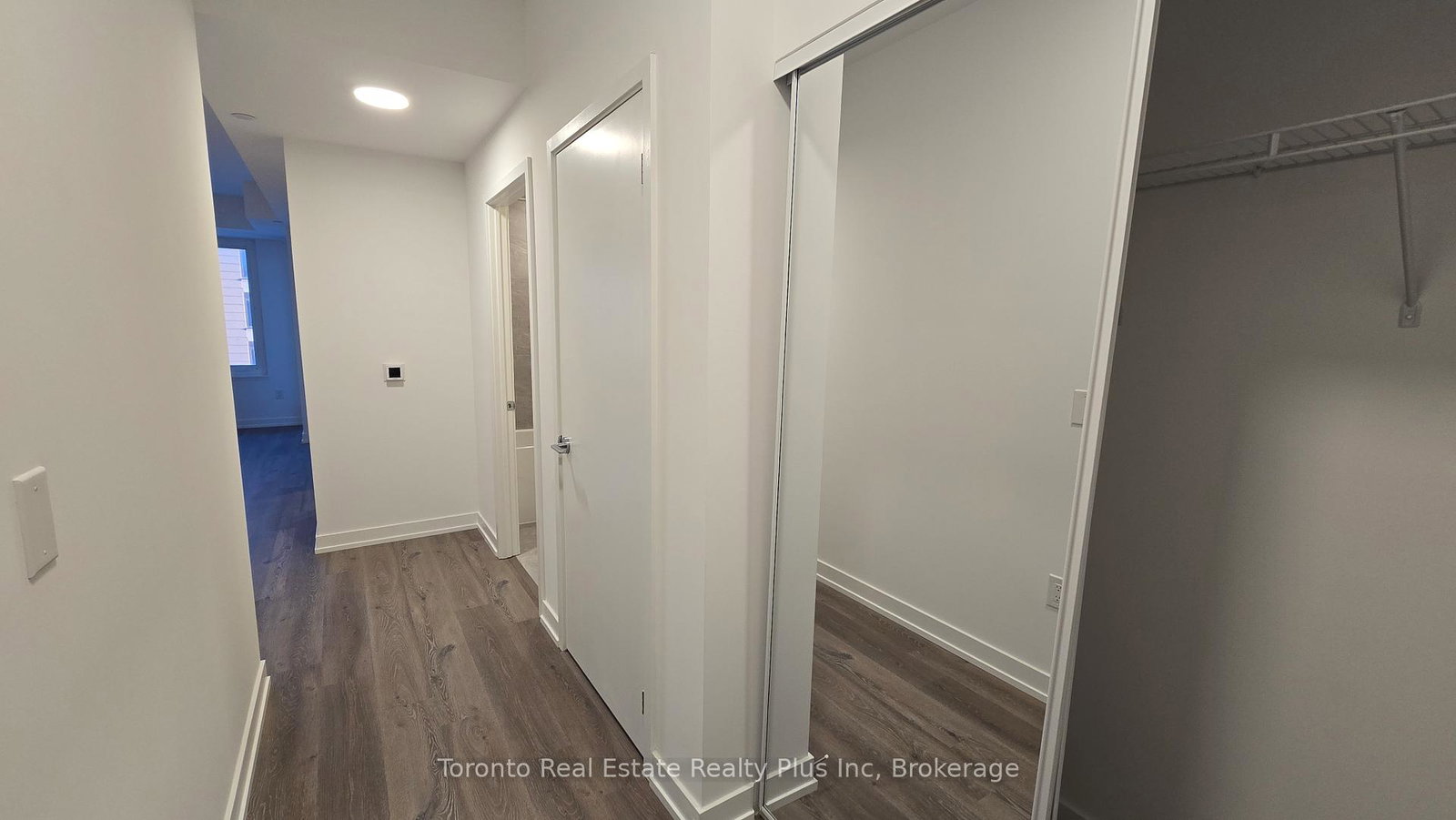 395-square-one-drive-mississauga-ontario-w12734018