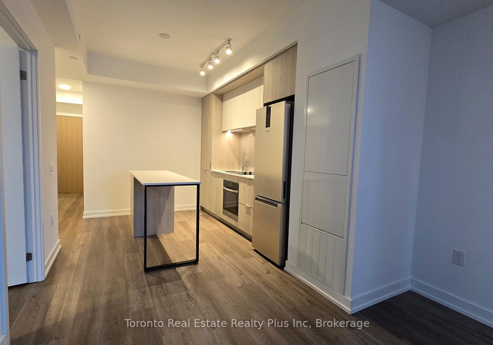 395-square-one-drive-mississauga-ontario-w12734018