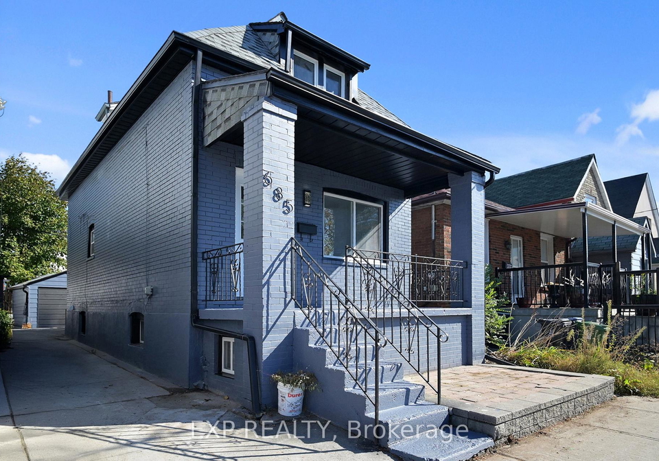 685-jane-street-toronto-ontario-w12734078
