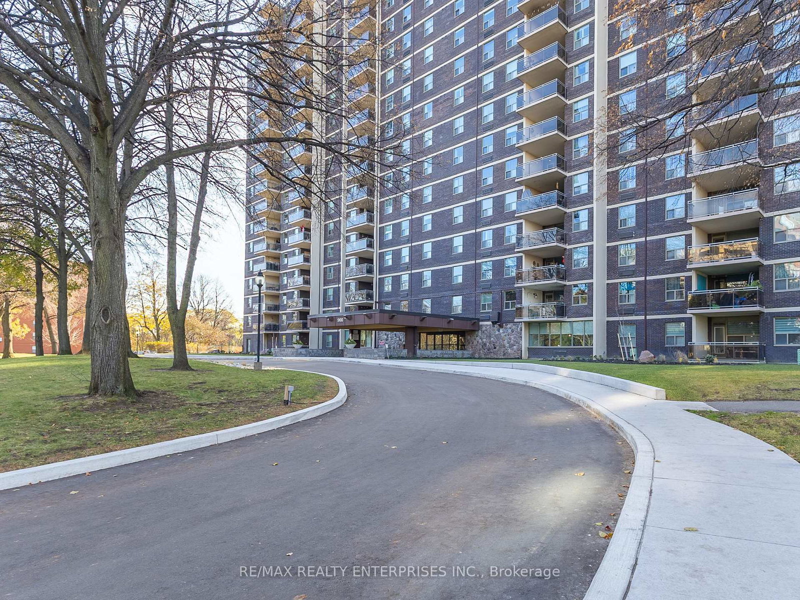 966-inverhouse-drive-mississauga-ontario-w12734080
