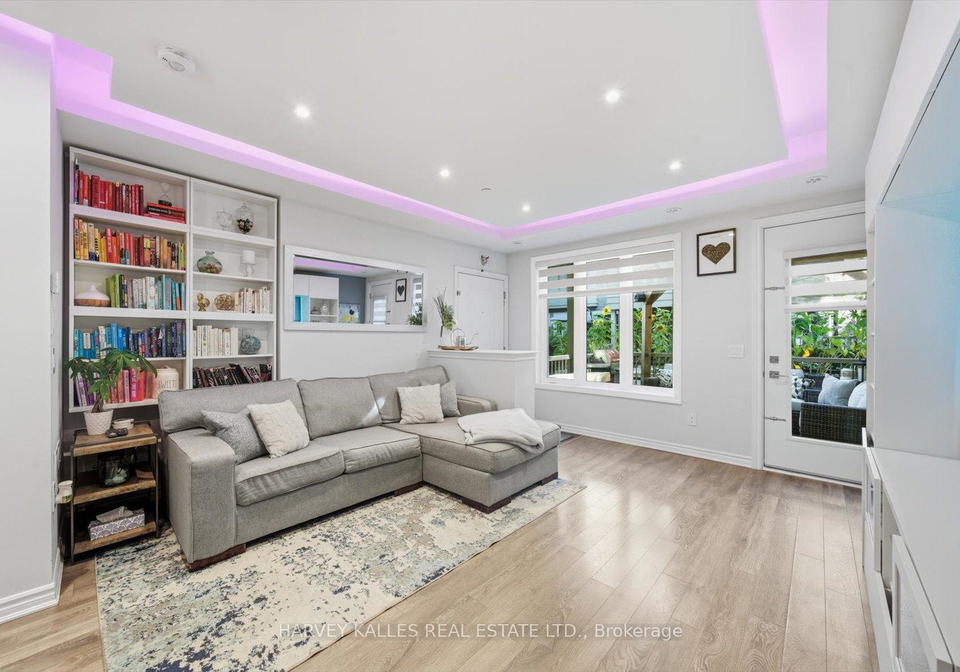 95-eastwood-park-gardens-etobicoke-ontario-w12734230