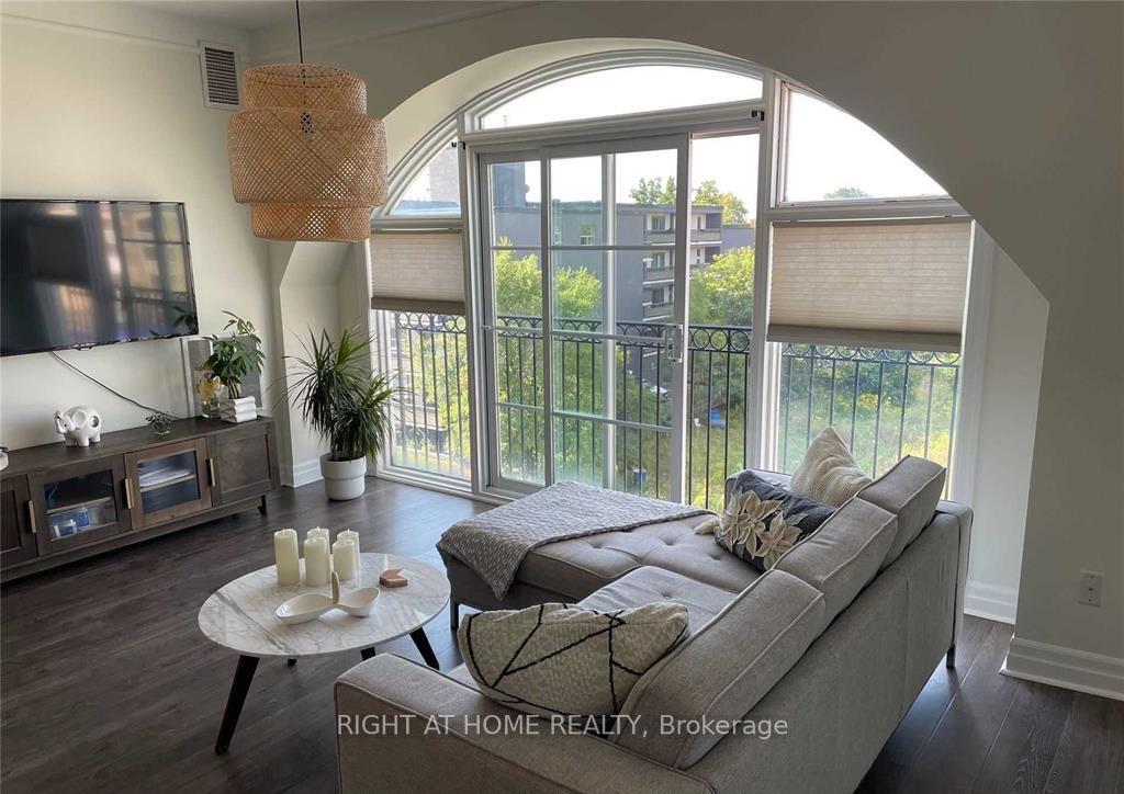 459-kerr-street-oakville-ontario-w12734394