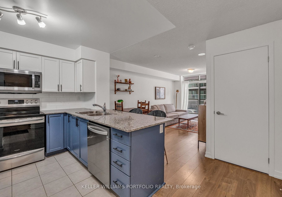 812-lansdowne-avenue-toronto-ontario-w12734588