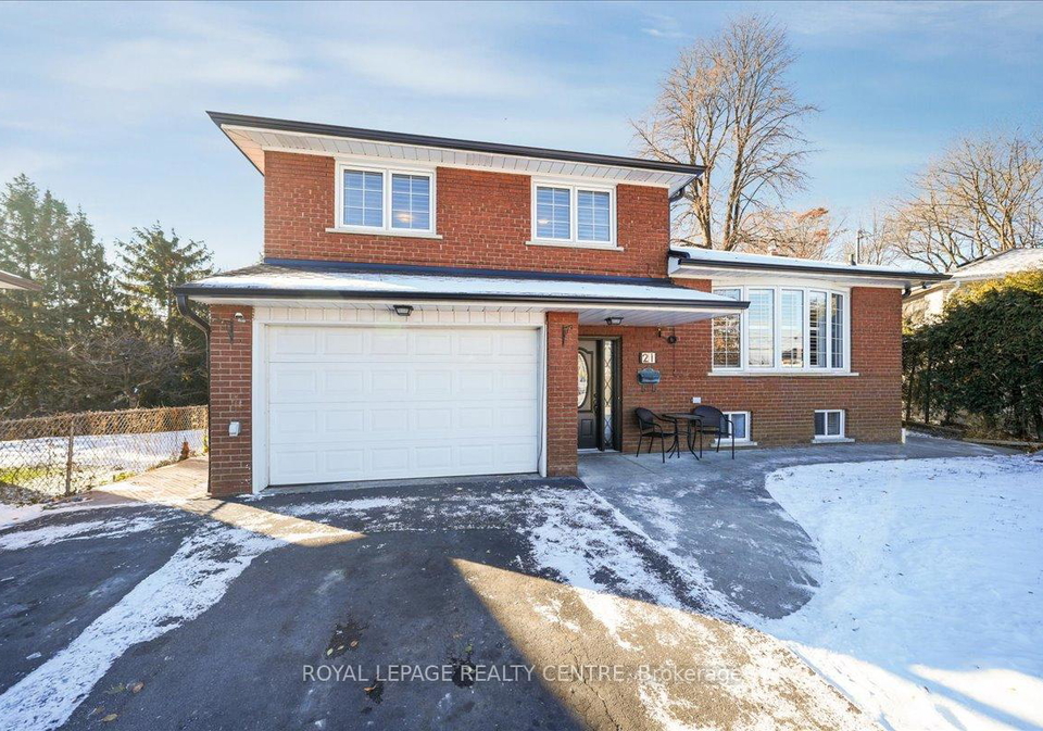 21-pylon-place-etobicoke-ontario-w12735046
