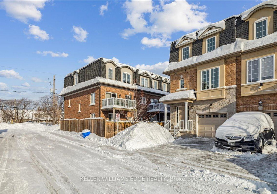 2220-queensway-drive-burlington-ontario-w12735140