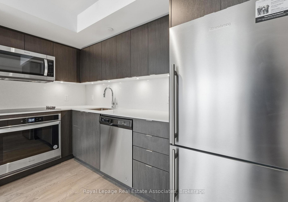 5-mabelle-avenue-etobicoke-ontario-w12735300