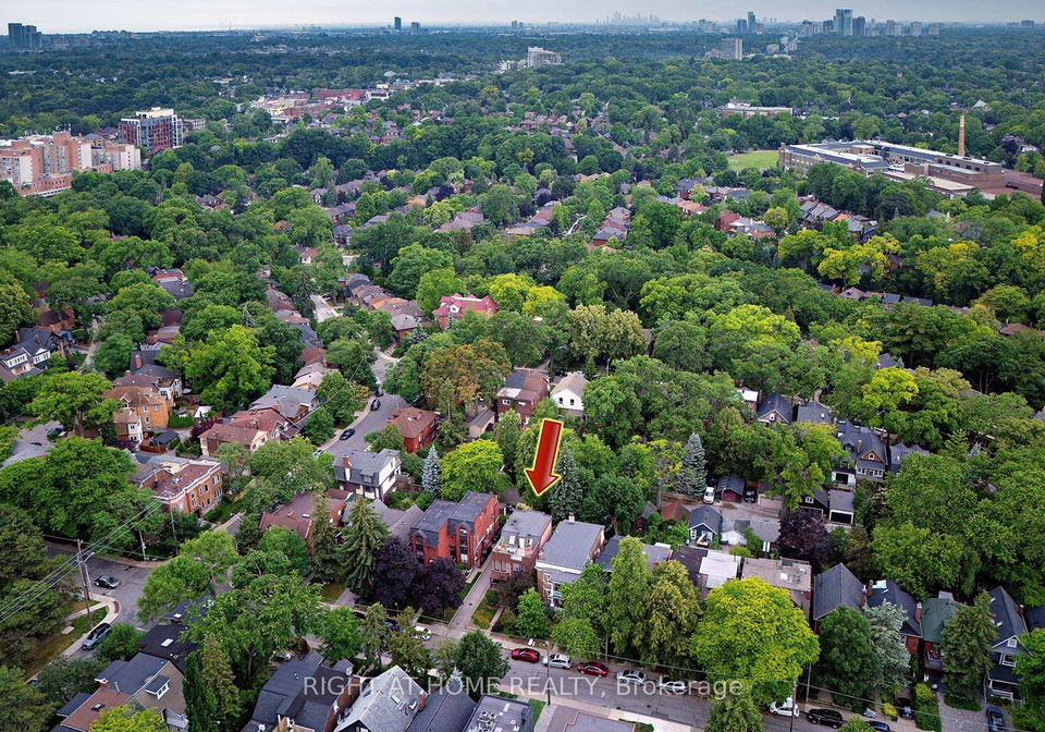 164-quebec-avenue-toronto-ontario-w12735322