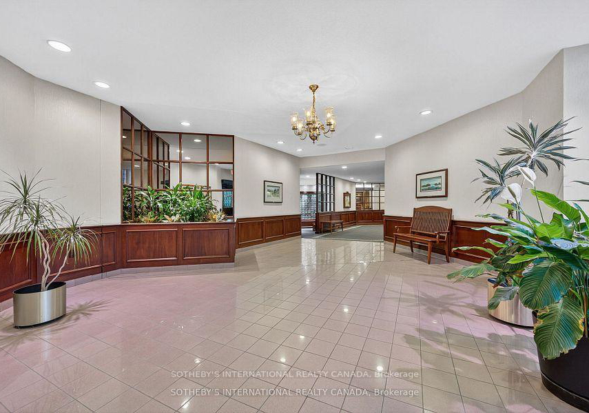 1300-islington-avenue-etobicoke-ontario-w12735424