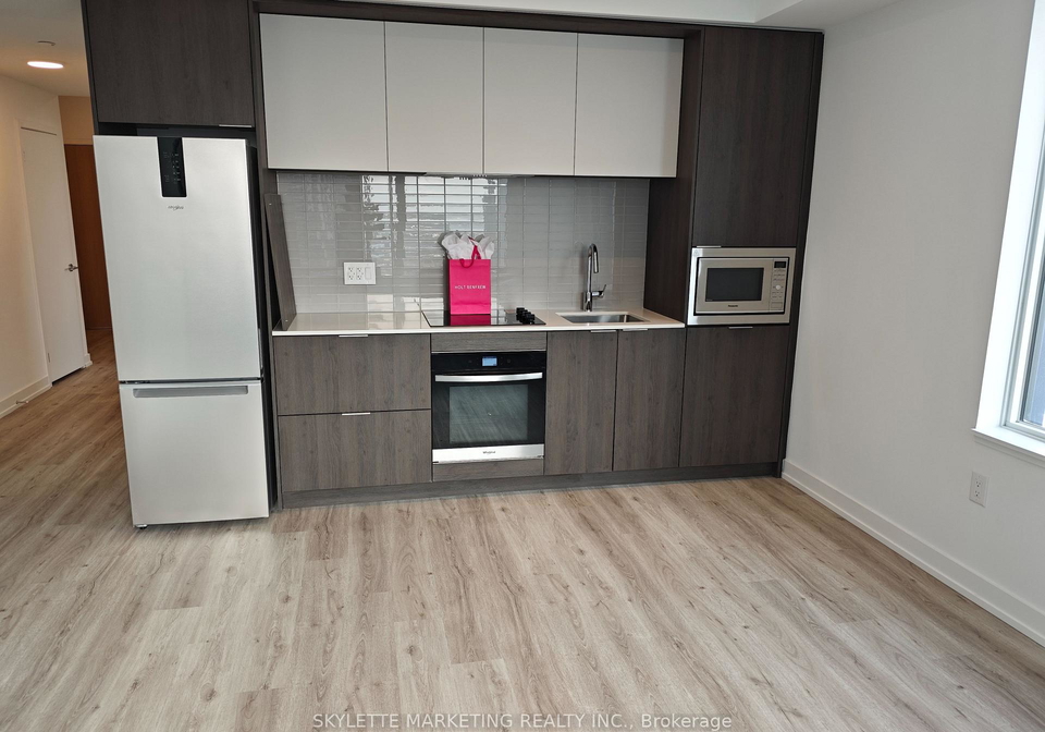 395-square-one-drive-mississauga-ontario-w12735876