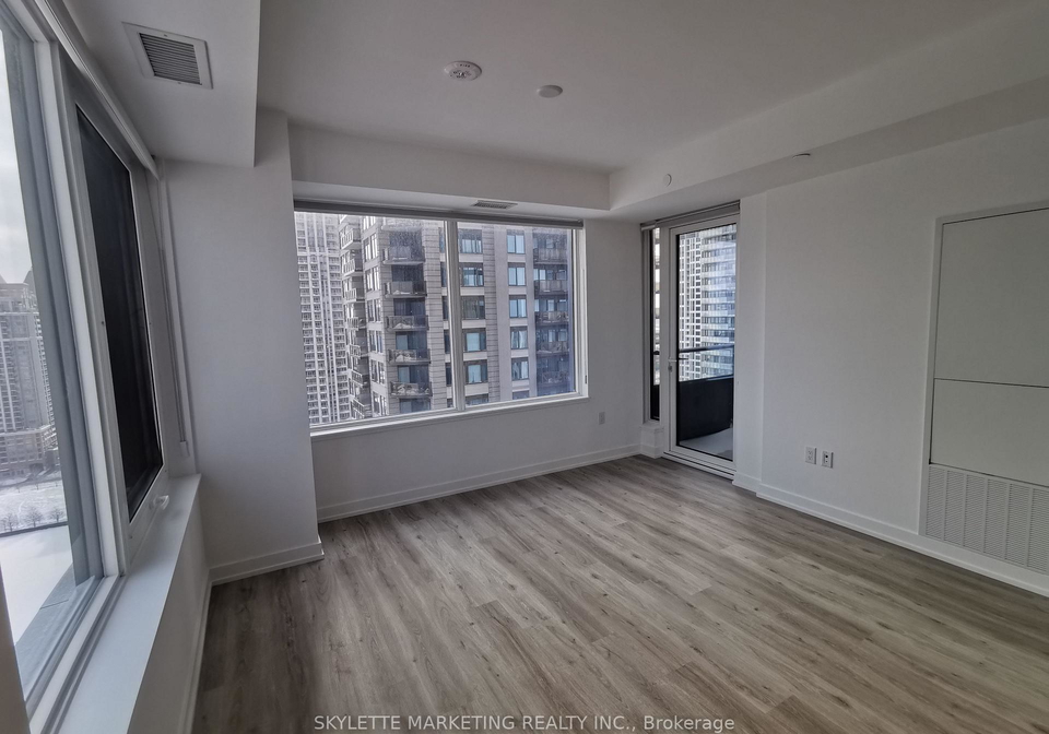 395-square-one-drive-mississauga-ontario-w12735876