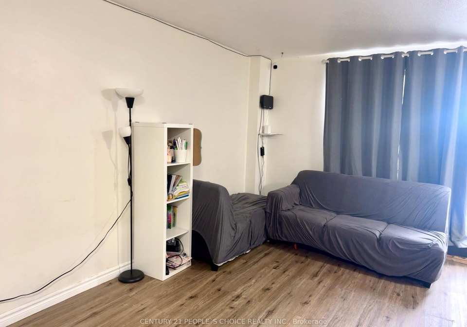 10-eddystone-avenue-york-ontario-w12736062