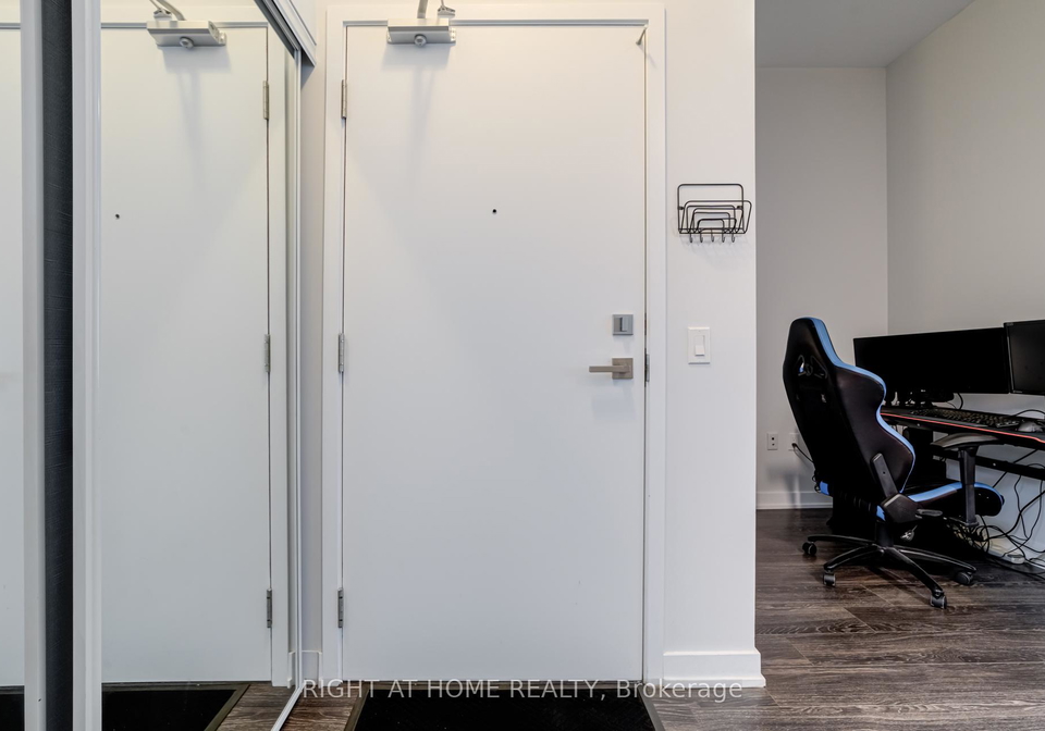 4085-parkside-village-drive-mississauga-ontario-w12736158