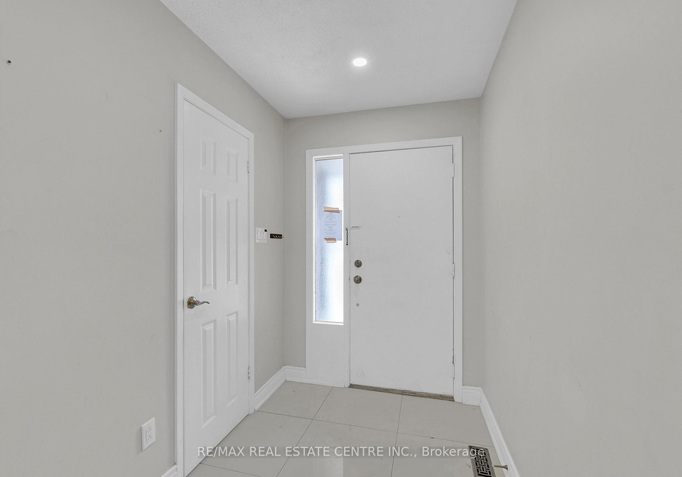 29-gatwick-lane-brampton-ontario-w12736684