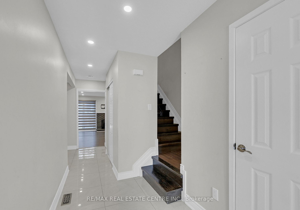 29-gatwick-lane-brampton-ontario-w12736684