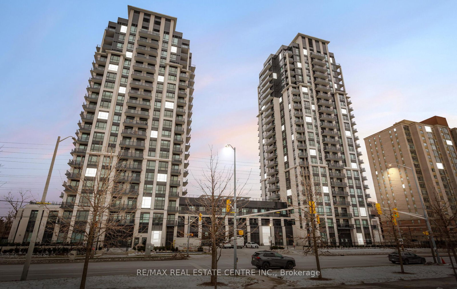 202-burnhamthorpe-road-e-mississauga-ontario-w12737210
