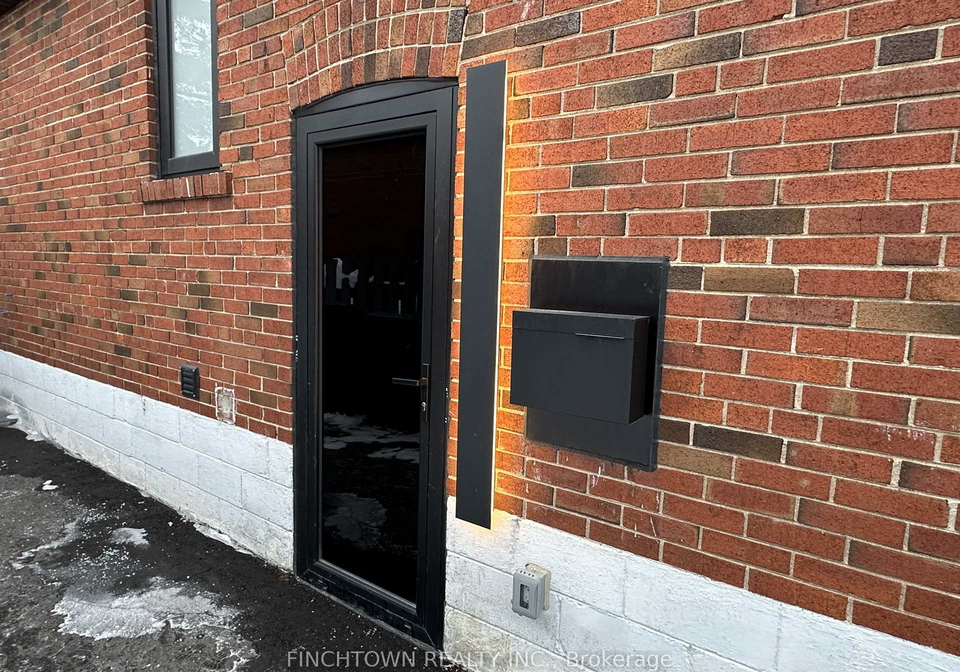 8-yarn-road-etobicoke-ontario-w12737342
