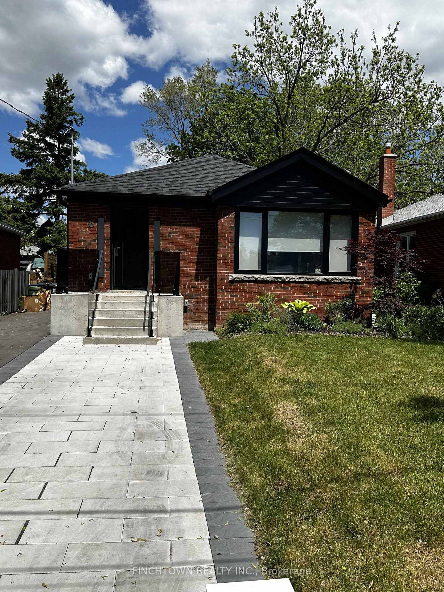 8-yarn-road-etobicoke-ontario-w12737344