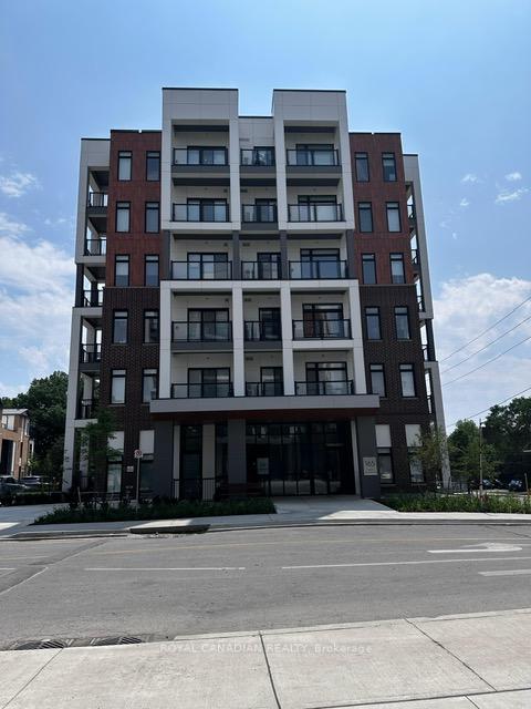 165-canon-jackson-drive-w-north-york-ontario-w12737372