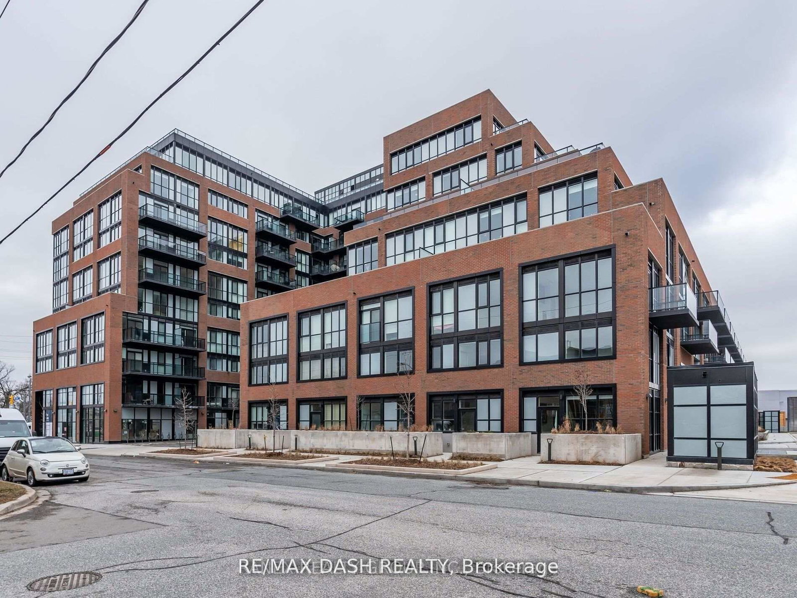 2300-st-clair-avenue-w-toronto-ontario-w12737756