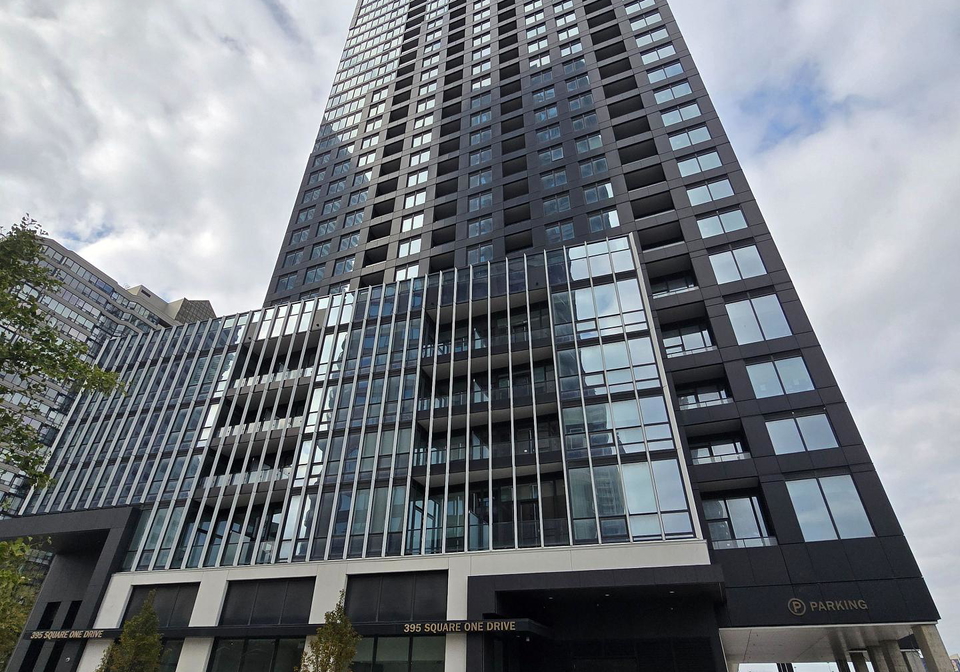 395-square-one-drive-mississauga-ontario-w12737856