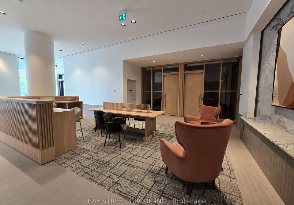395-square-one-drive-mississauga-ontario-w12737864