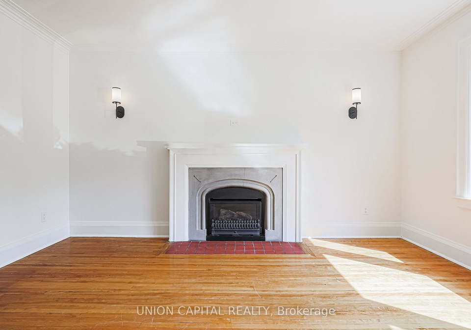 1064-royal-york-road-etobicoke-ontario-w12738002
