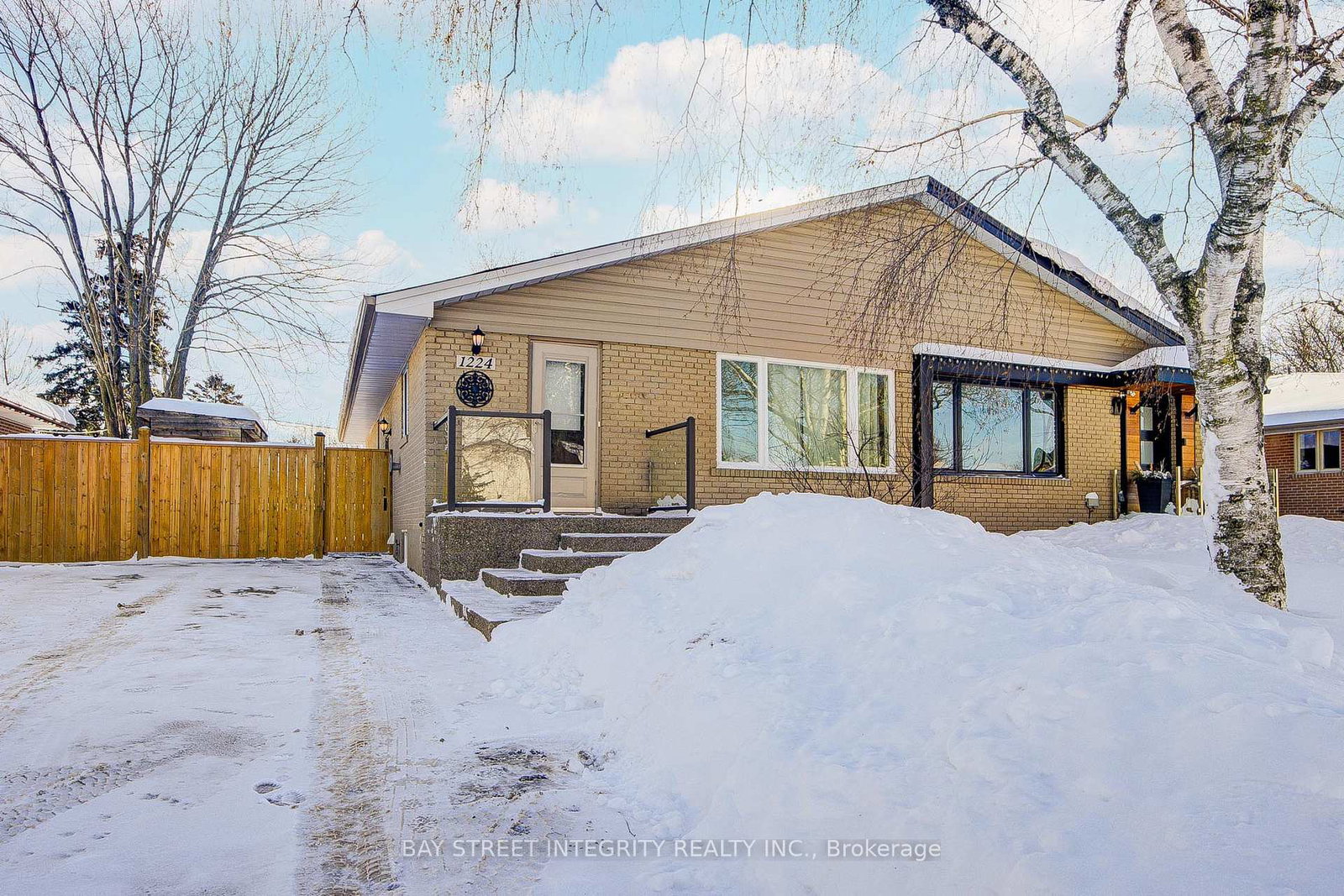 1224-grange-road-oakville-ontario-w12738066