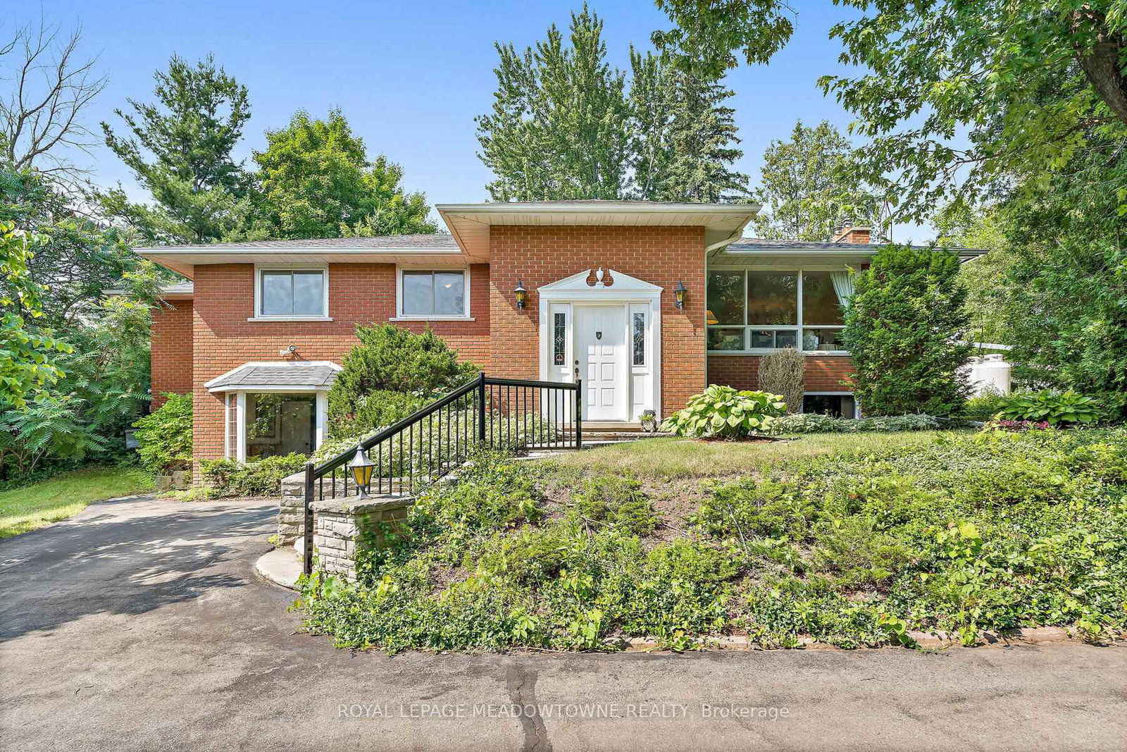 12506-eighth-line-halton-hills-ontario-w12738124