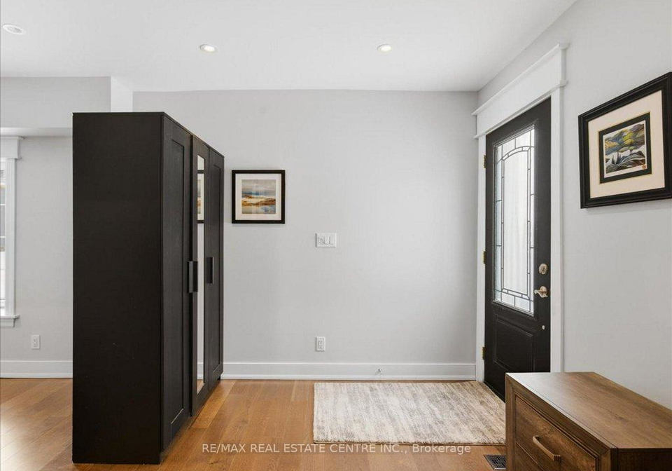 410-oak-street-milton-ontario-w12738224