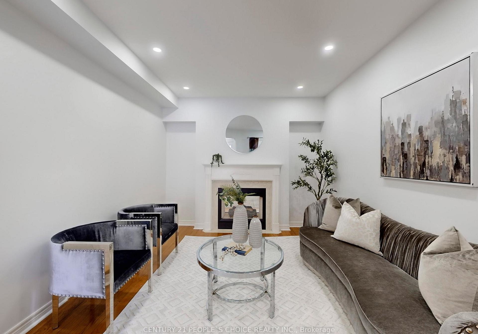 5686-whitehorn-avenue-mississauga-ontario-w12738240