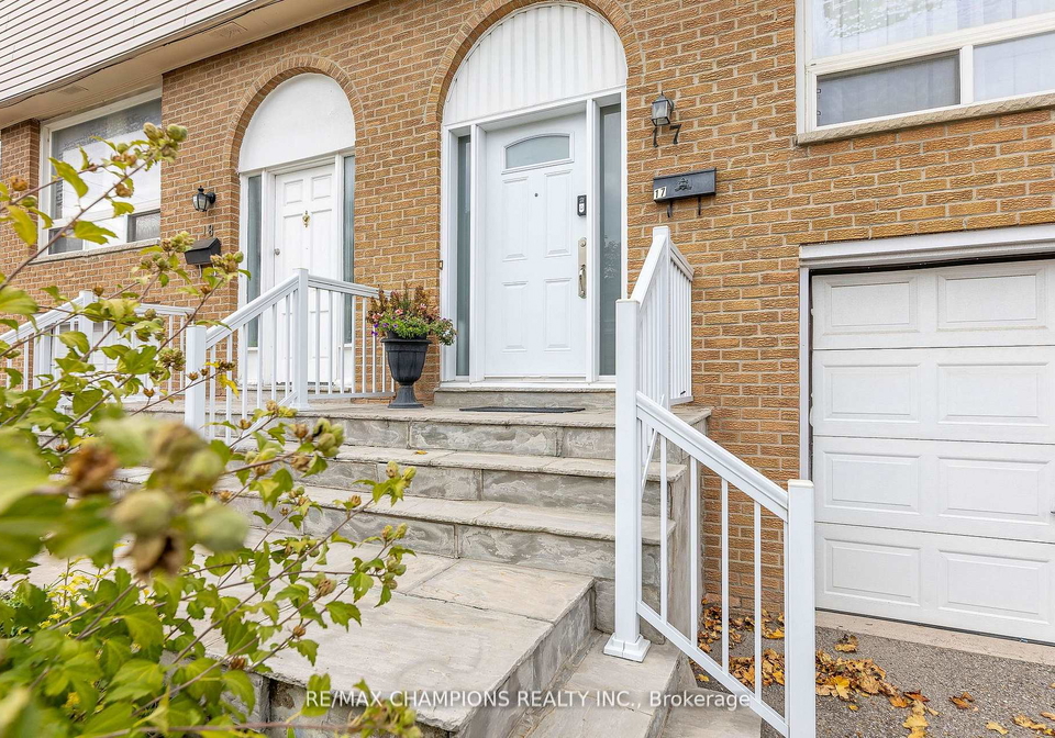 3525-brandon-gate-drive-mississauga-ontario-w12738414