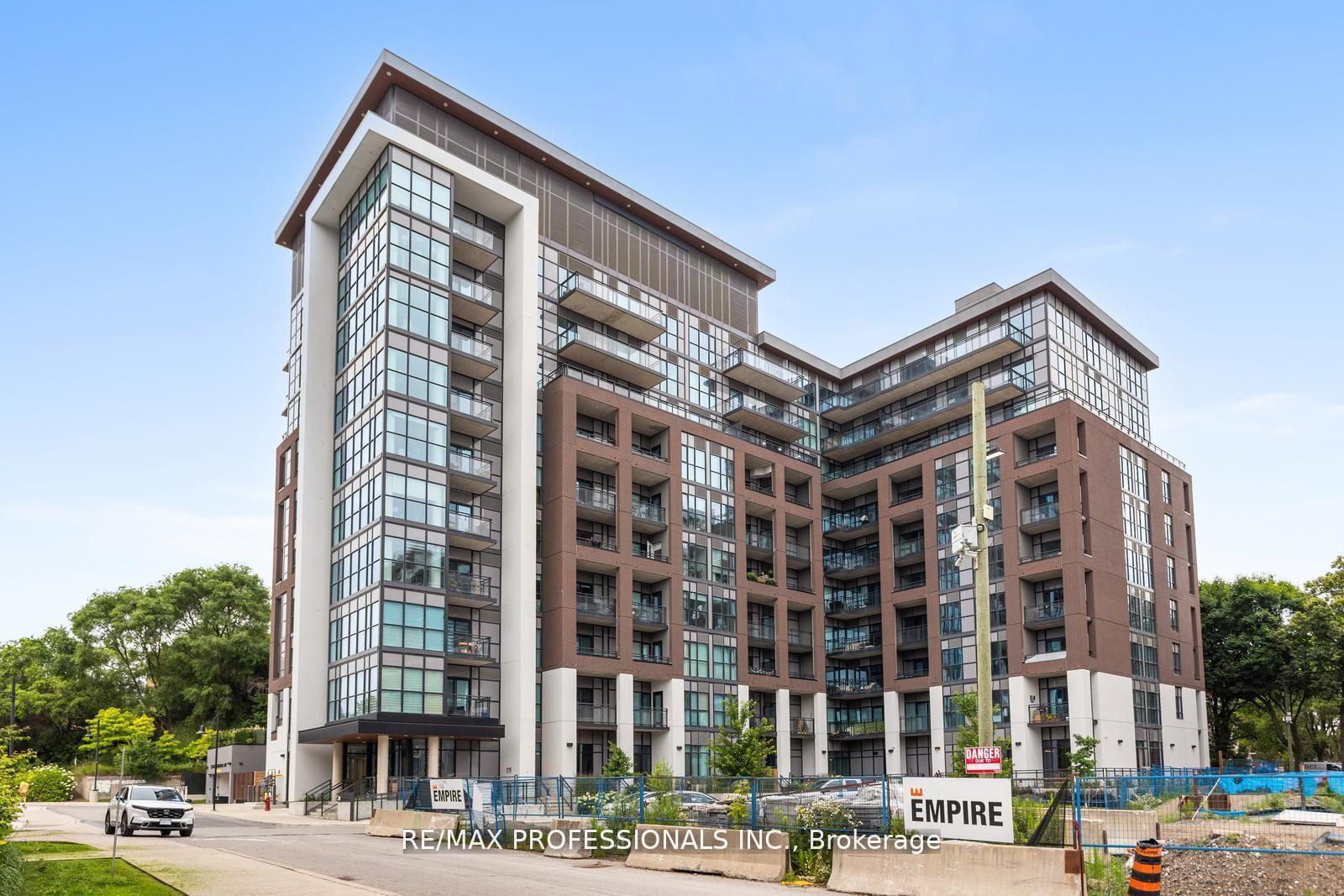 25-neighbourhood-lane-etobicoke-ontario-w12738670