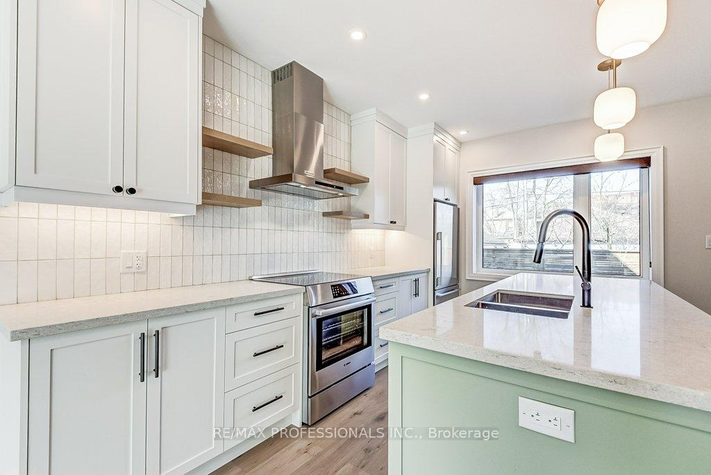 238-fairview-avenue-toronto-ontario-w12738914
