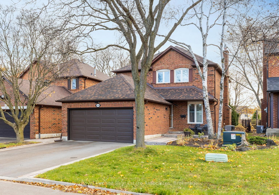 4384-treetop-court-mississauga-ontario-w12739078