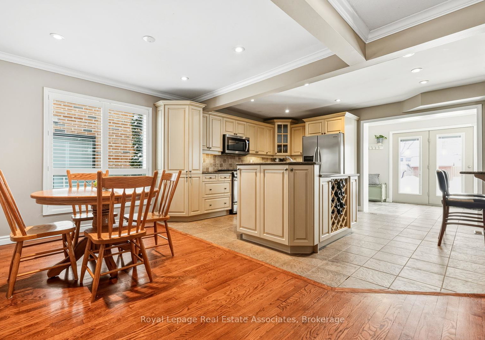 4384-treetop-court-mississauga-ontario-w12739078