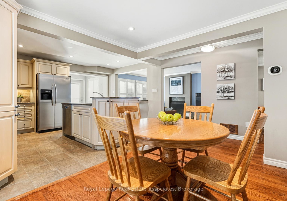 4384-treetop-court-mississauga-ontario-w12739078
