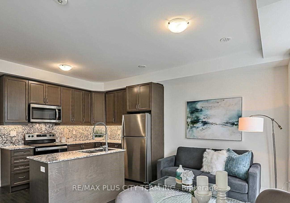 721-lawrence-avenue-w-north-york-ontario-w12739094