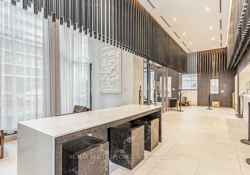 4065-confederation-parkway-mississauga-ontario-w12739214