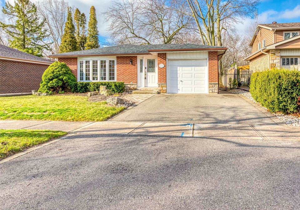 172-arichat-road-oakville-ontario-w12739836