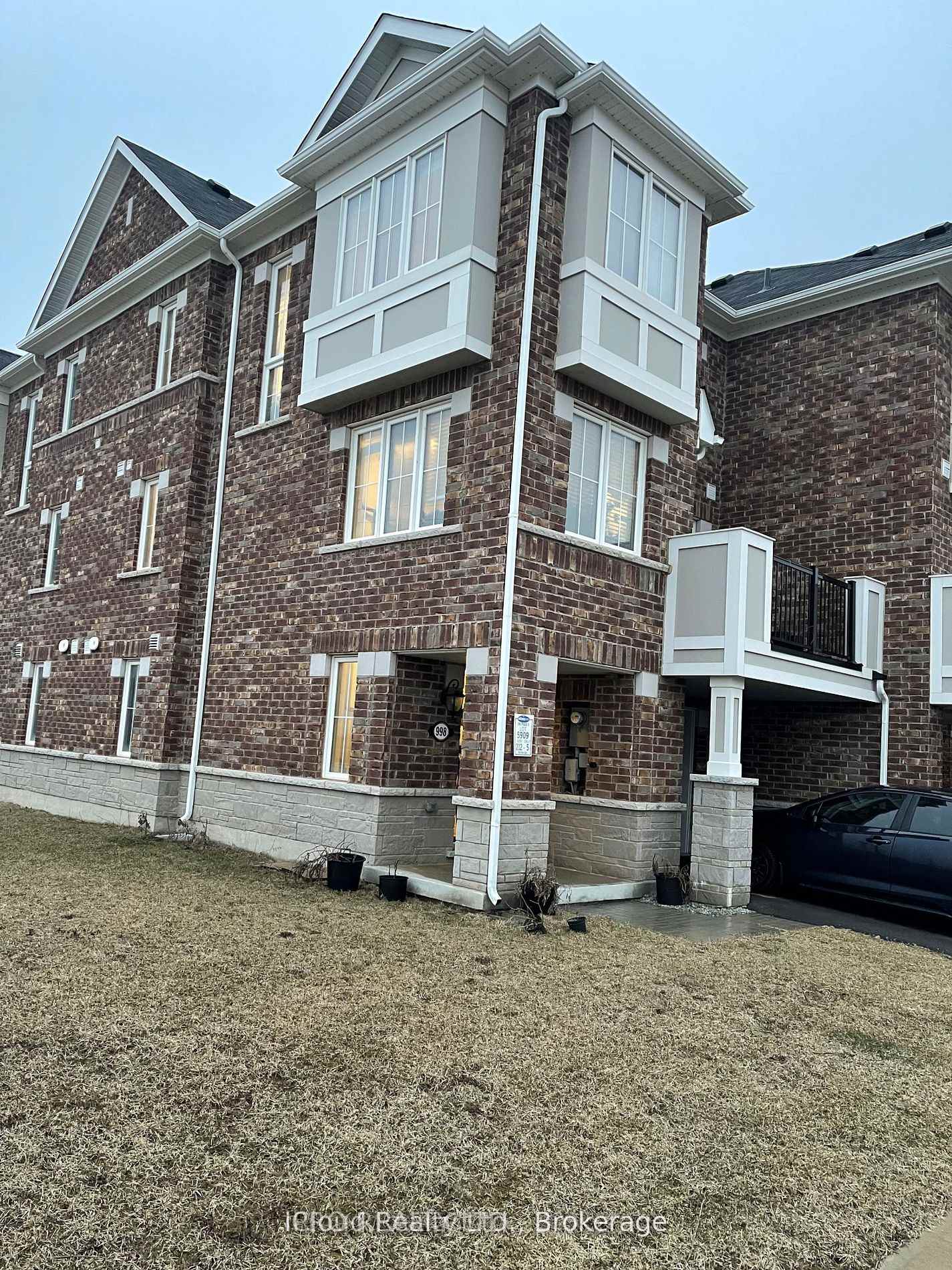 998-alder-gate-milton-ontario-w12739850