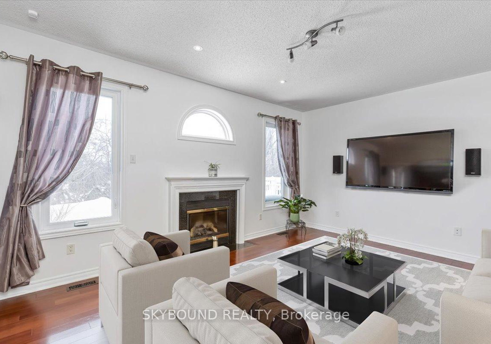 33-lightheart-drive-caledon-ontario-w12740354