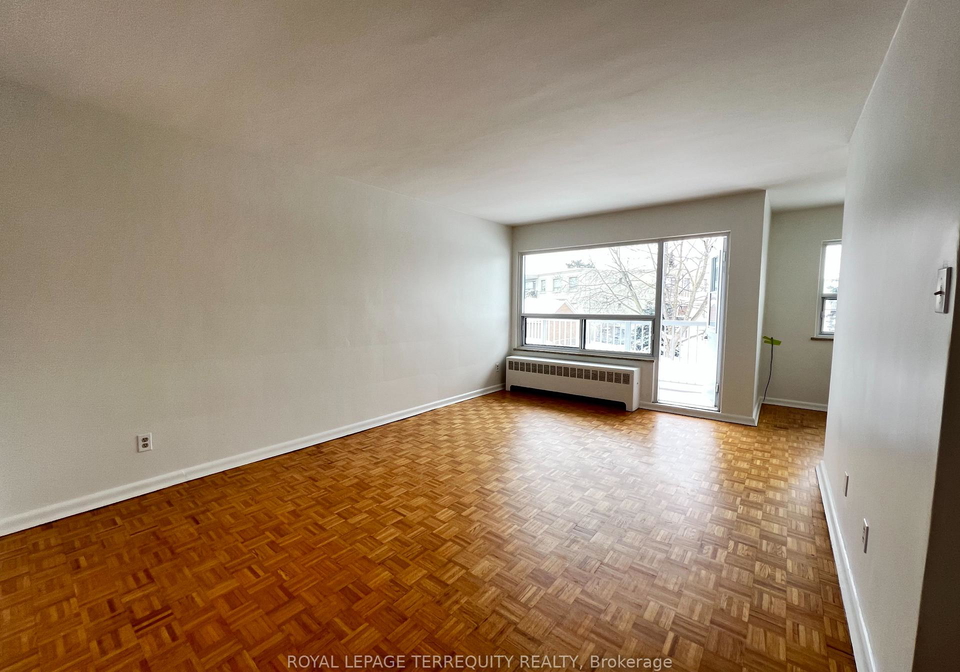39-leduc-drive-etobicoke-ontario-w12740366