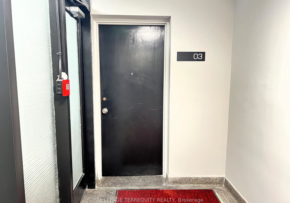 39-leduc-drive-etobicoke-ontario-w12740376