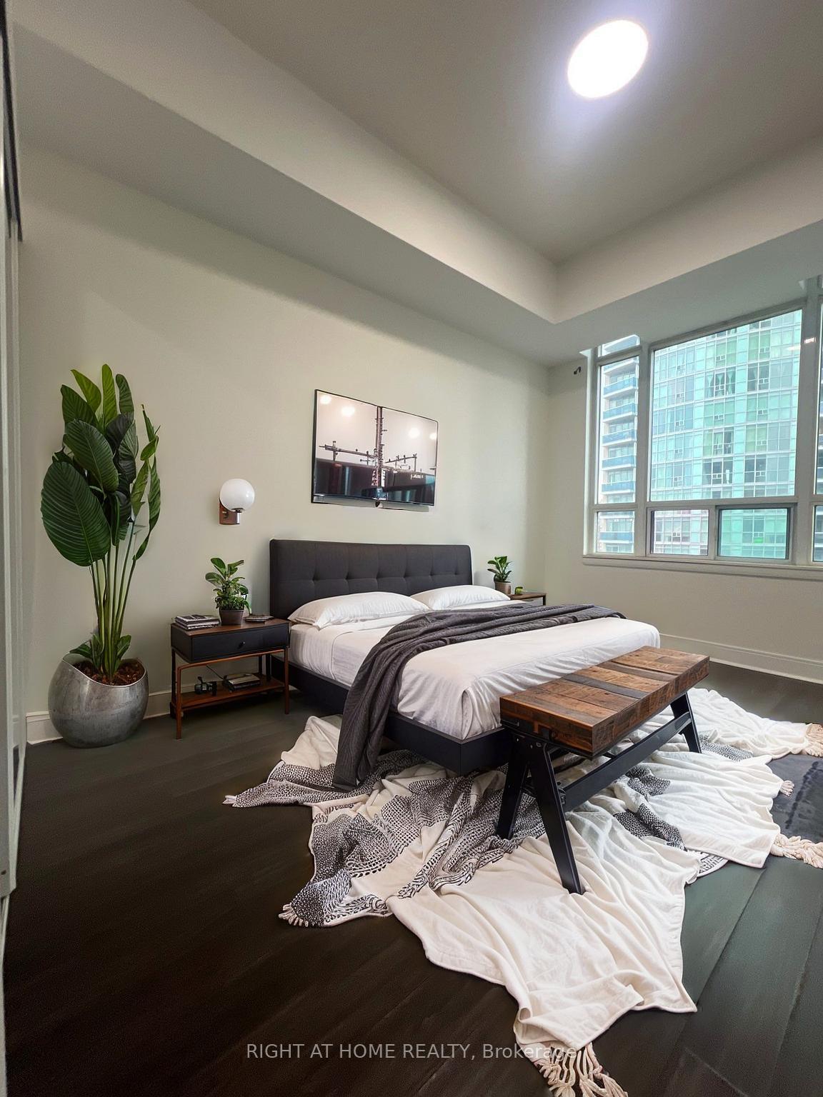 90-absolute-avenue-mississauga-ontario-w12740750